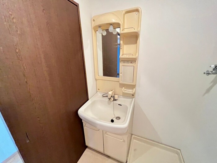 物件内観写真15　(洗面)