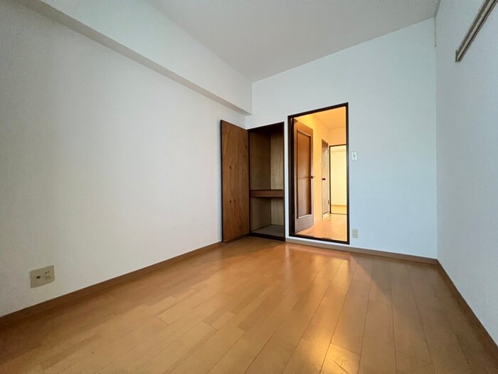 物件内観写真22　(居室)