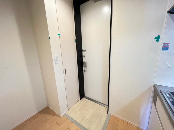 物件内観写真17　(玄関)