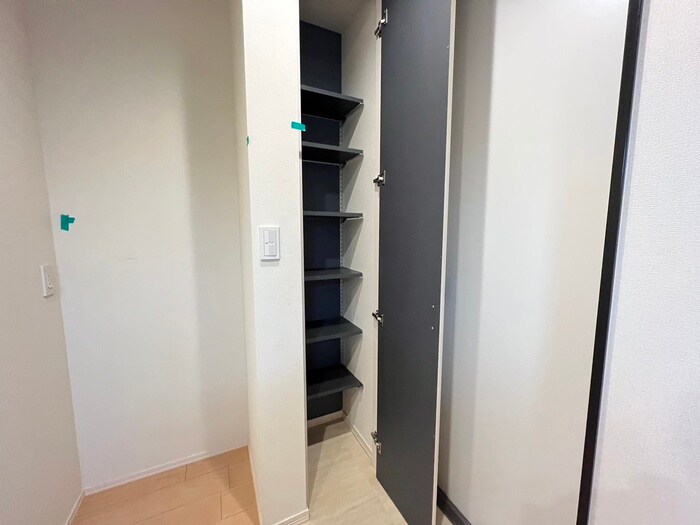 物件内観写真18　(靴箱)