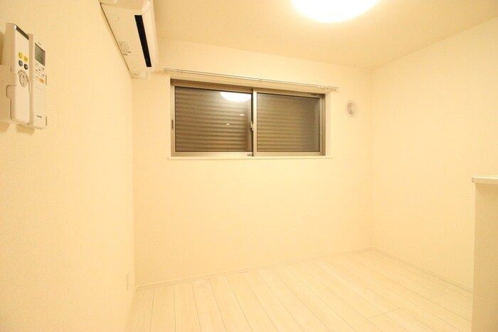 物件内観写真18　(居室)