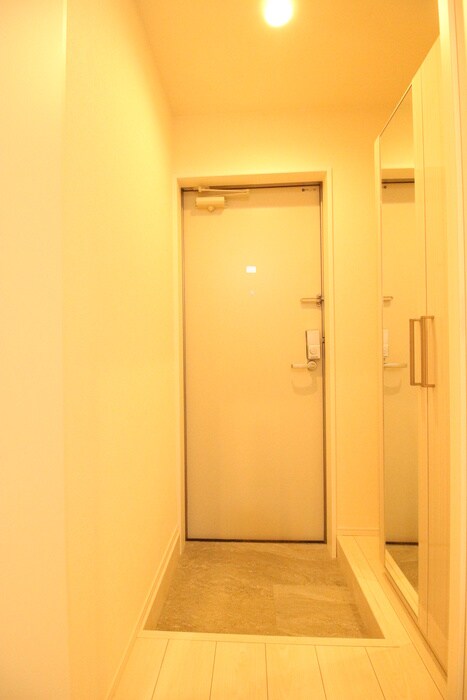 物件内観写真21　(玄関)