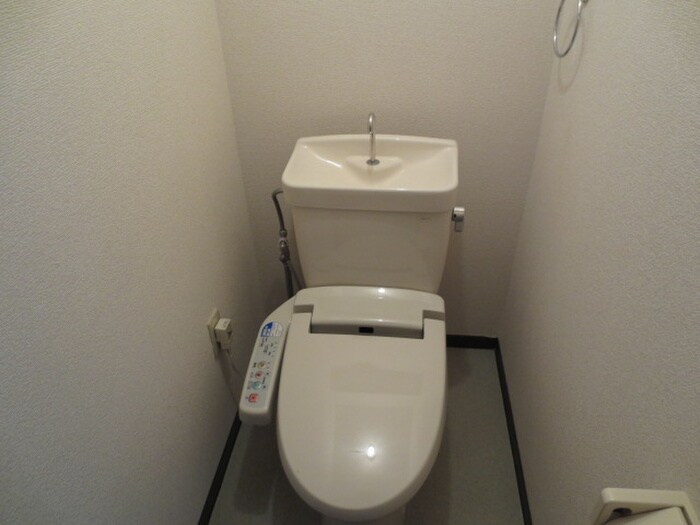 物件内観写真12　(トイレ)