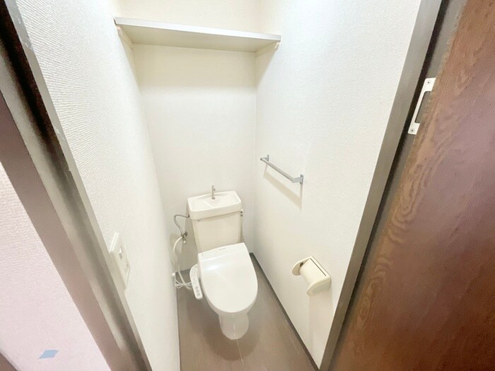 物件内観写真14　(トイレ)