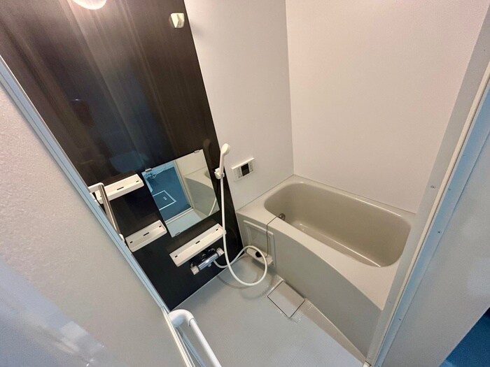 物件内観写真12　(バス／シャワールーム等)