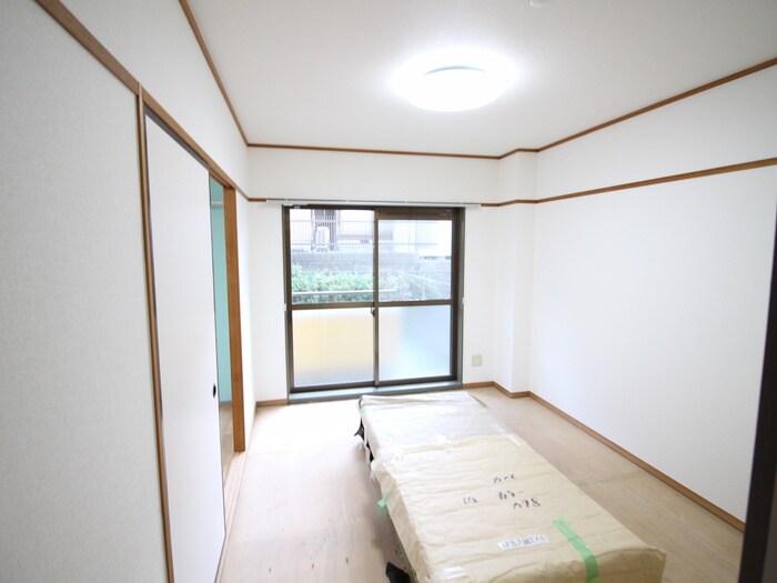 物件内観写真10　(居室)