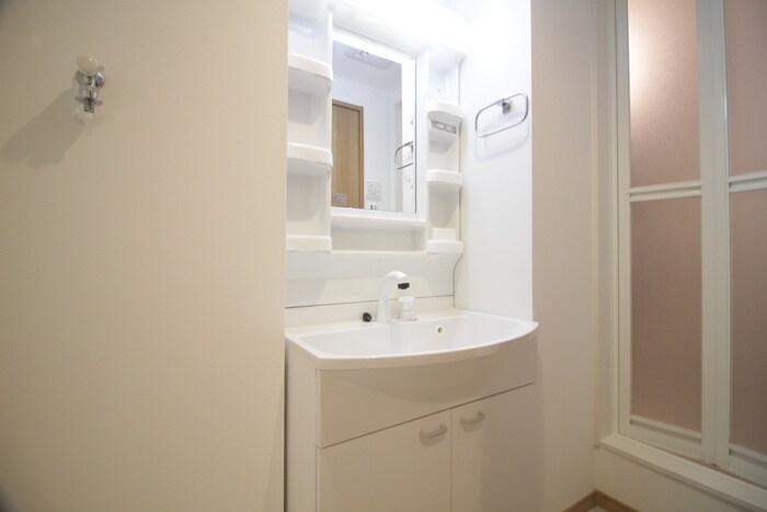 物件内観写真11　(洗面)