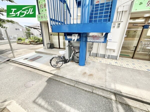 駐輪場
