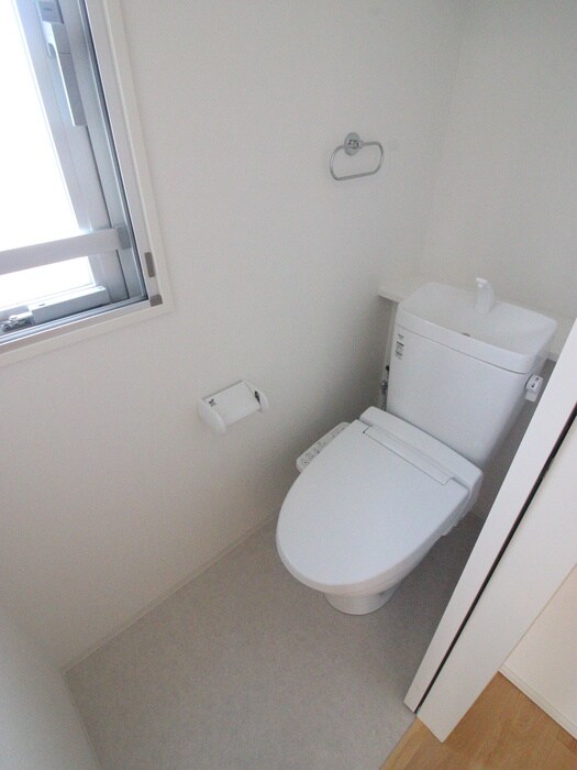 物件内観写真16　(トイレ)