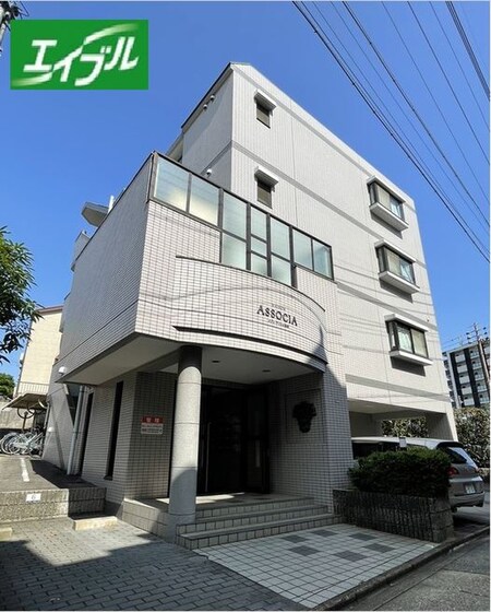 メゾン　アソシエ鶴舞外観写真