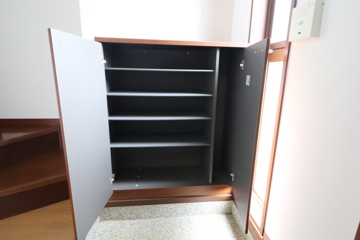 物件内観写真16　(靴箱)