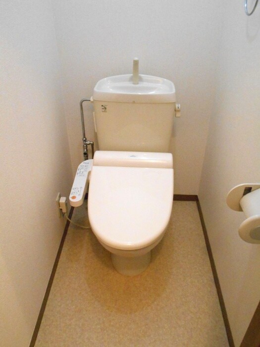 物件内観写真8　(トイレ)