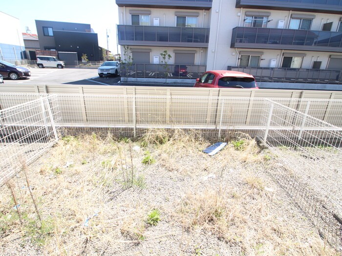 物件内観写真17　(室内からの展望)