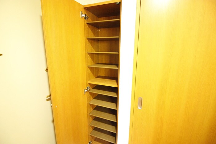 物件内観写真17　(靴箱)