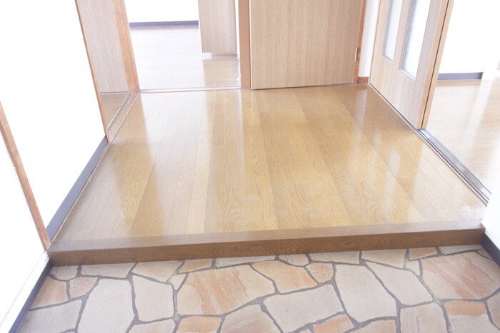 物件内観写真7　(玄関)