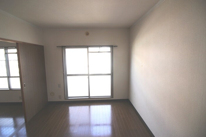 物件内観写真13　(居室)