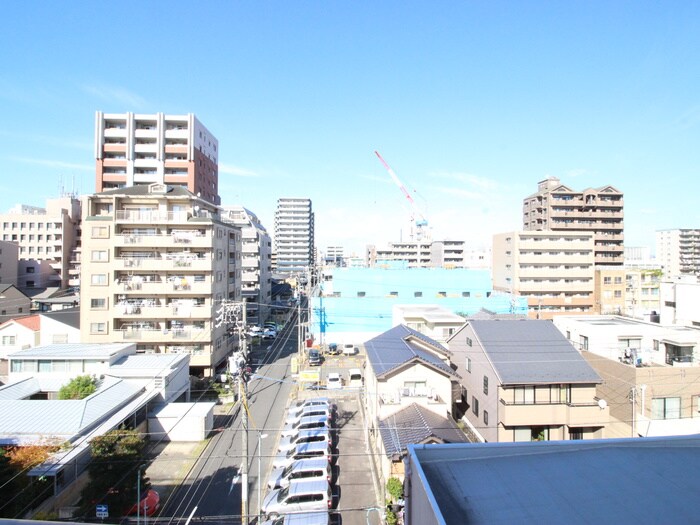 物件内観写真15　(室内からの展望)