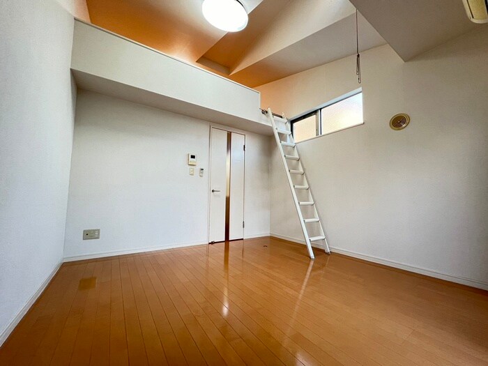 物件内観写真7　(居室)