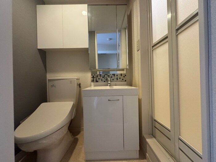 物件内観写真11　(洗面)