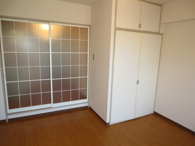 物件内観写真10　(居室)