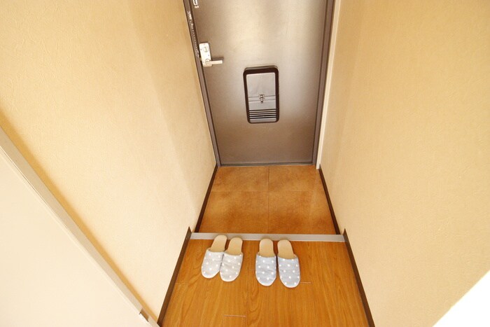 物件内観写真22　(玄関)