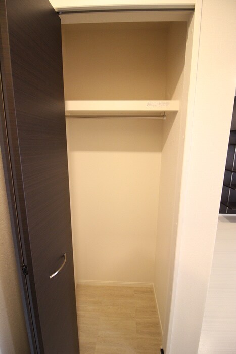 物件内観写真12　(収納)
