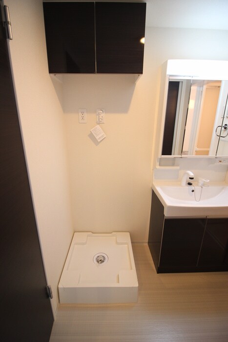 物件内観写真17　(洗濯機置場)