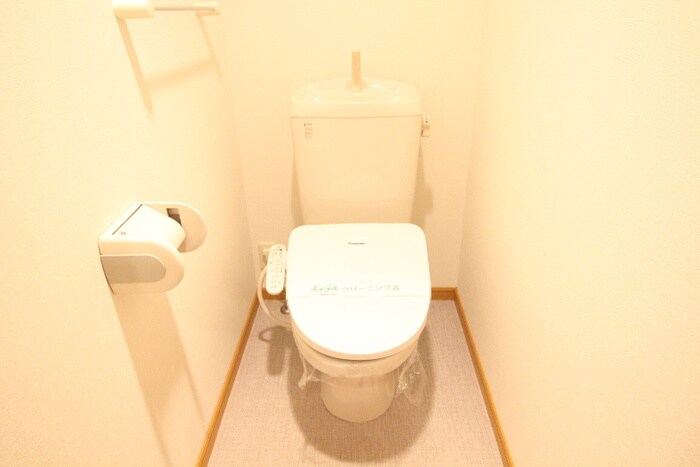 物件内観写真14　(トイレ)