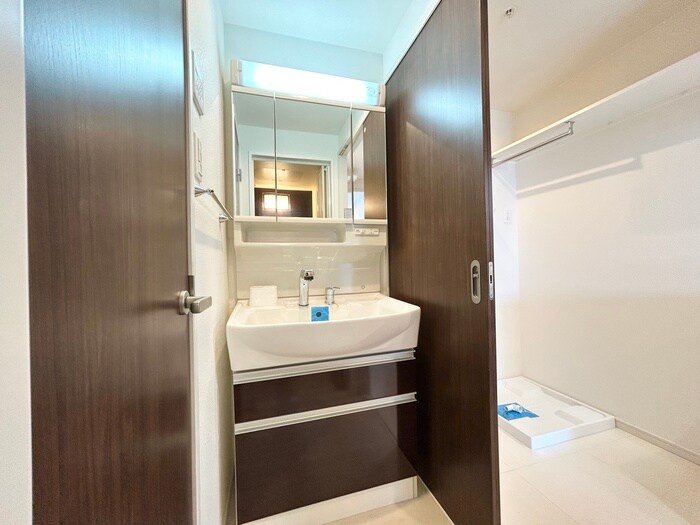 物件内観写真12　(洗面)