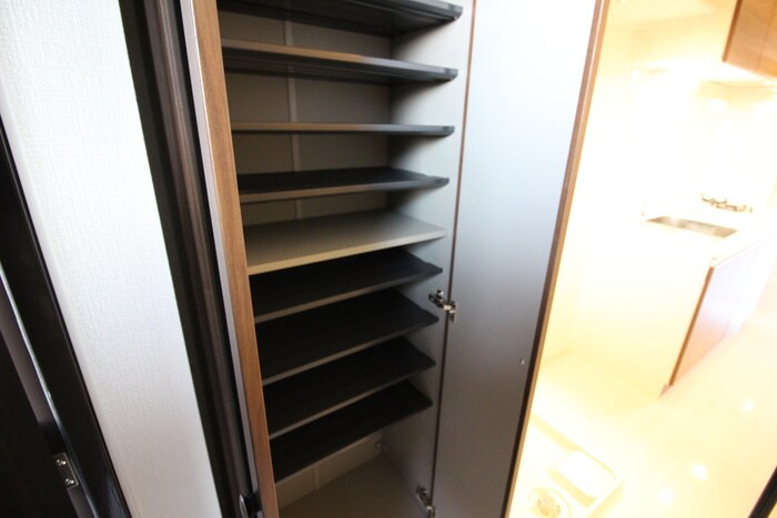 物件内観写真14　(靴箱)