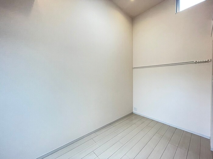 物件内観写真10　(居室)