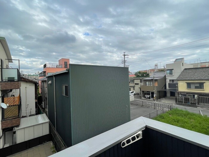 物件内観写真22　(室内からの展望)