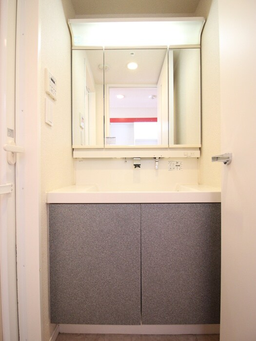 物件内観写真13　(洗面)