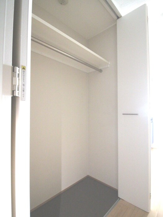 物件内観写真14　(収納)