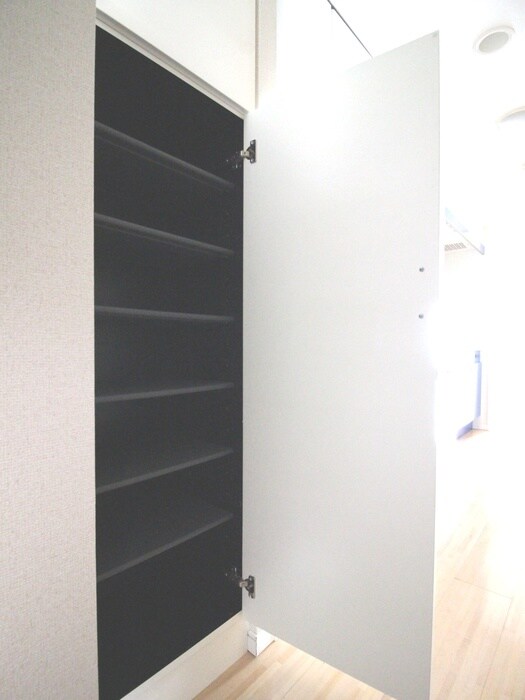 物件内観写真17　(靴箱)