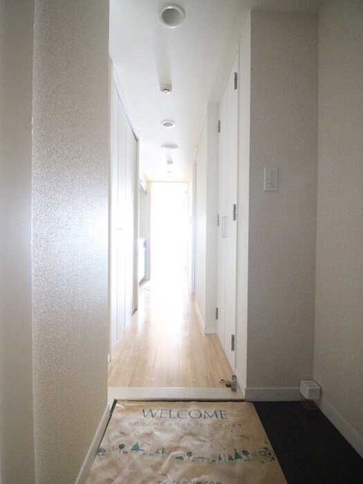 物件内観写真18　(廊下)