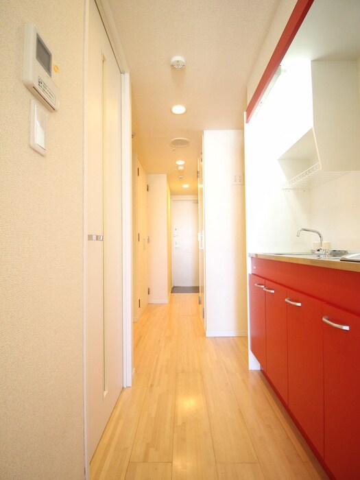 物件内観写真18　(廊下)