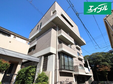 ＨＯＵＳＩＮＧ １０１外観写真