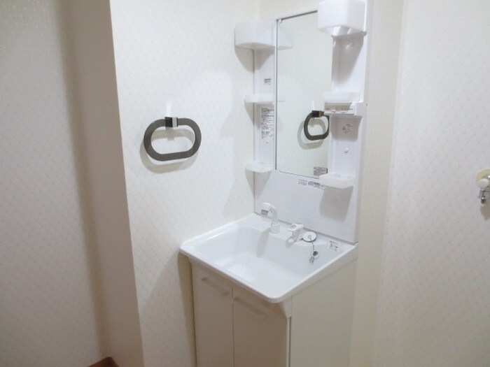 物件内観写真9　(洗面)