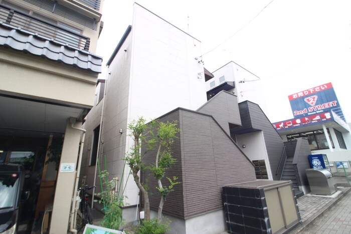 物件外観写真5　(外観写真)