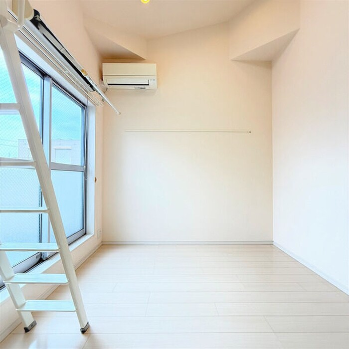 物件内観写真12　(居室)