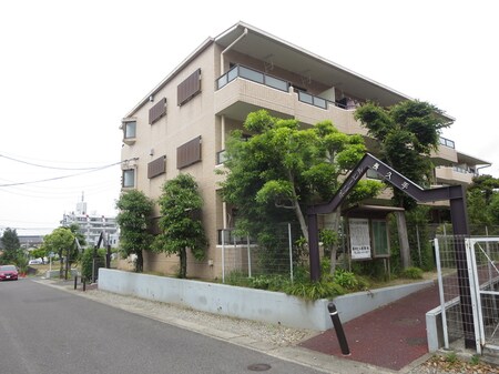 ポニーヒル長久手B棟外観写真