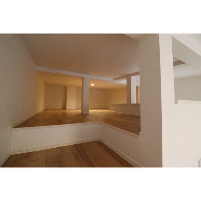 物件内観写真9　(ロフト)