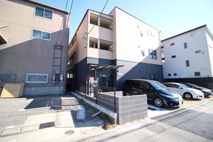 物件外観写真5　(外観写真)