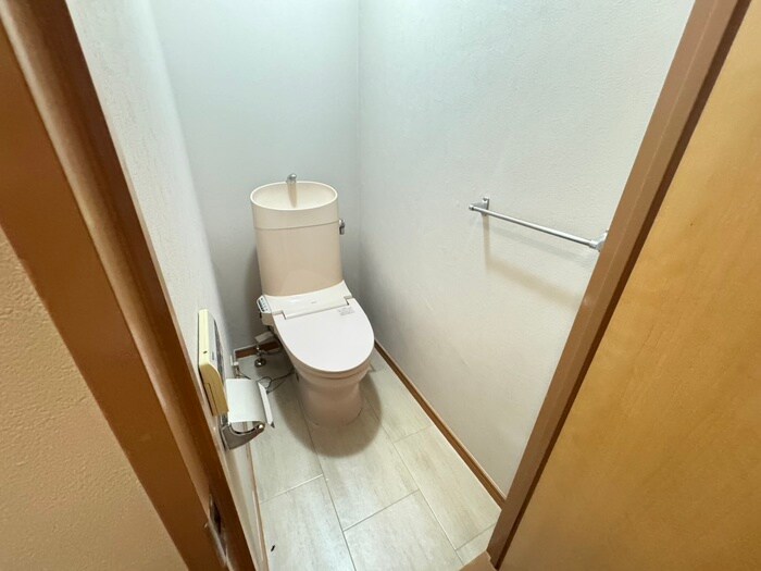 物件内観写真13　(トイレ)