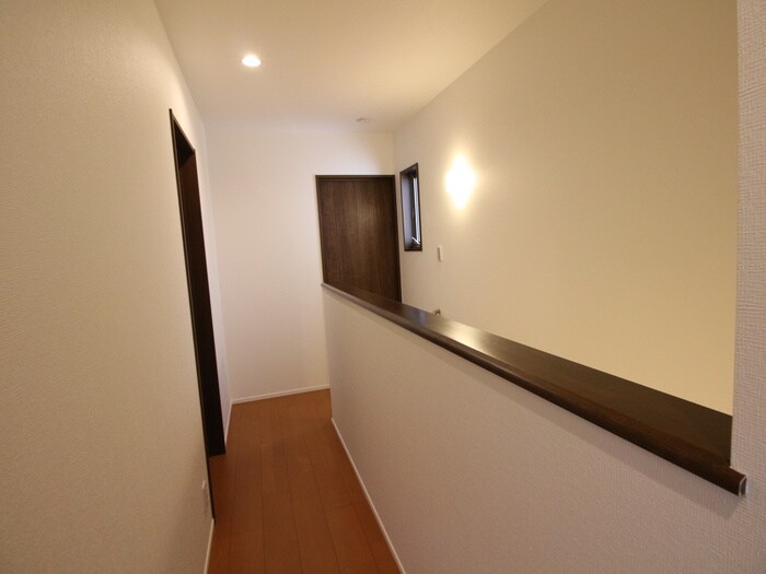 物件内観写真15　(廊下)