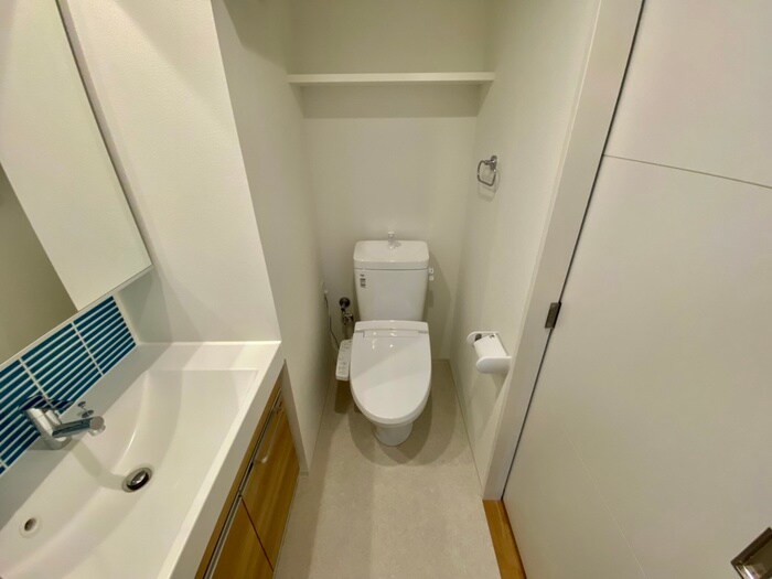 物件内観写真15　(トイレ)