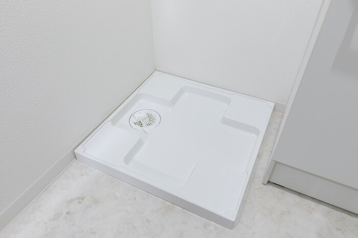 物件内観写真13　(洗濯機置場)