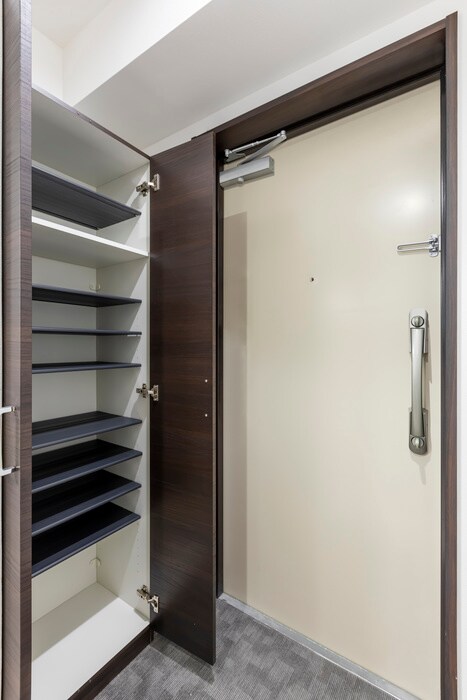 物件内観写真16　(靴箱)