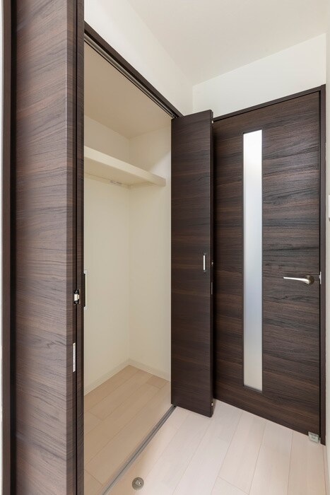 物件内観写真18　(収納)